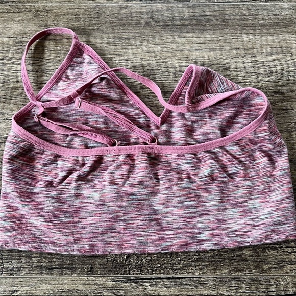 PINK/VS bras size XS - Picture 7 of 13